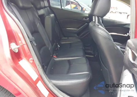 2018 Mazda Mazda3 Touring z USA, uszkodzony, nr VIN 3MZBN1V32JM209352